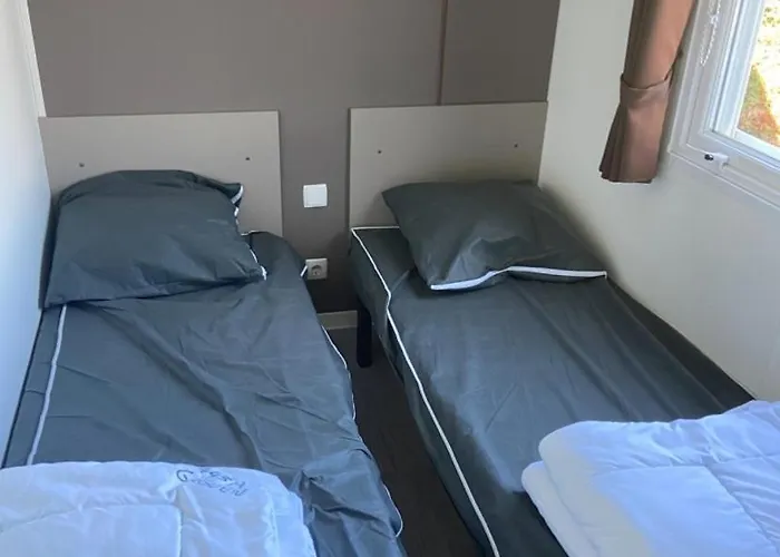 Κάμπινγκ Chez Lulu A *