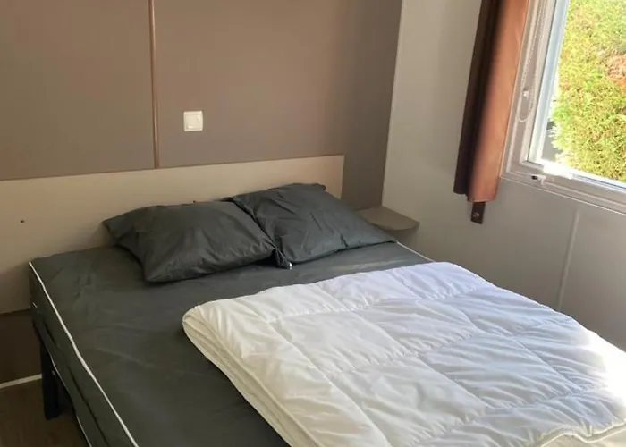 Chez Lulu A Κάμπινγκ